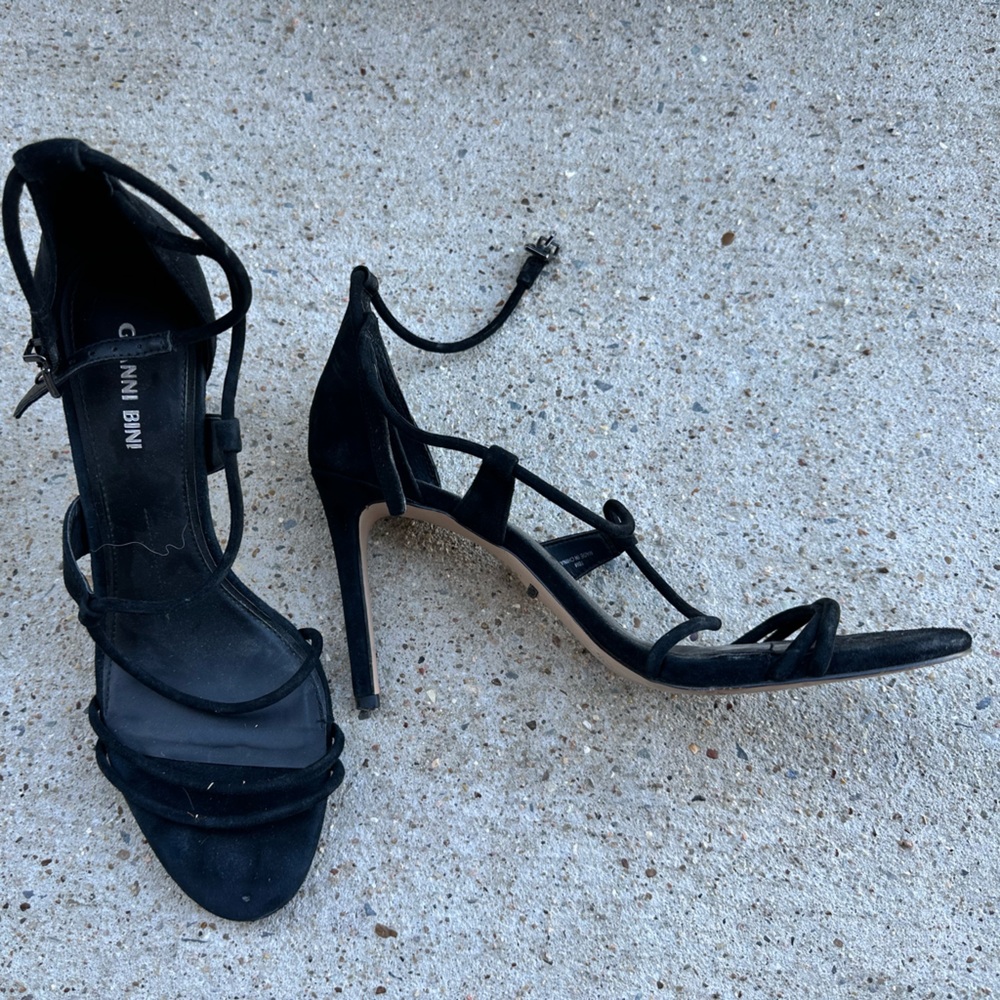 Gianni Bini Black Heels